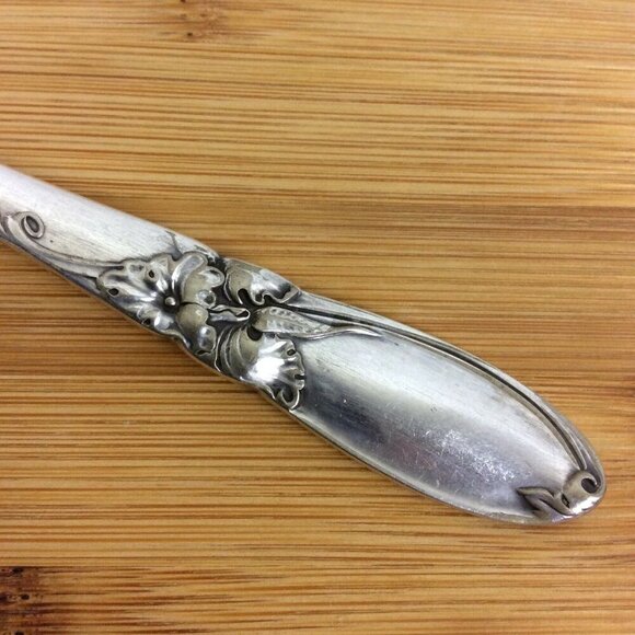 Oneida Community 1953 White Orchid Medium Solid Cold Meat Fork Silverplate - Picture 4 of 5